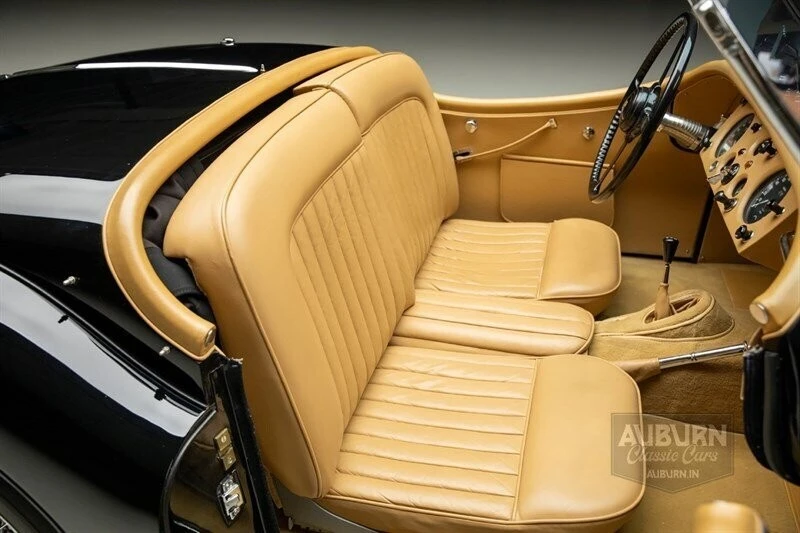 1957 Jaguar XK140 - Image 16 of 21