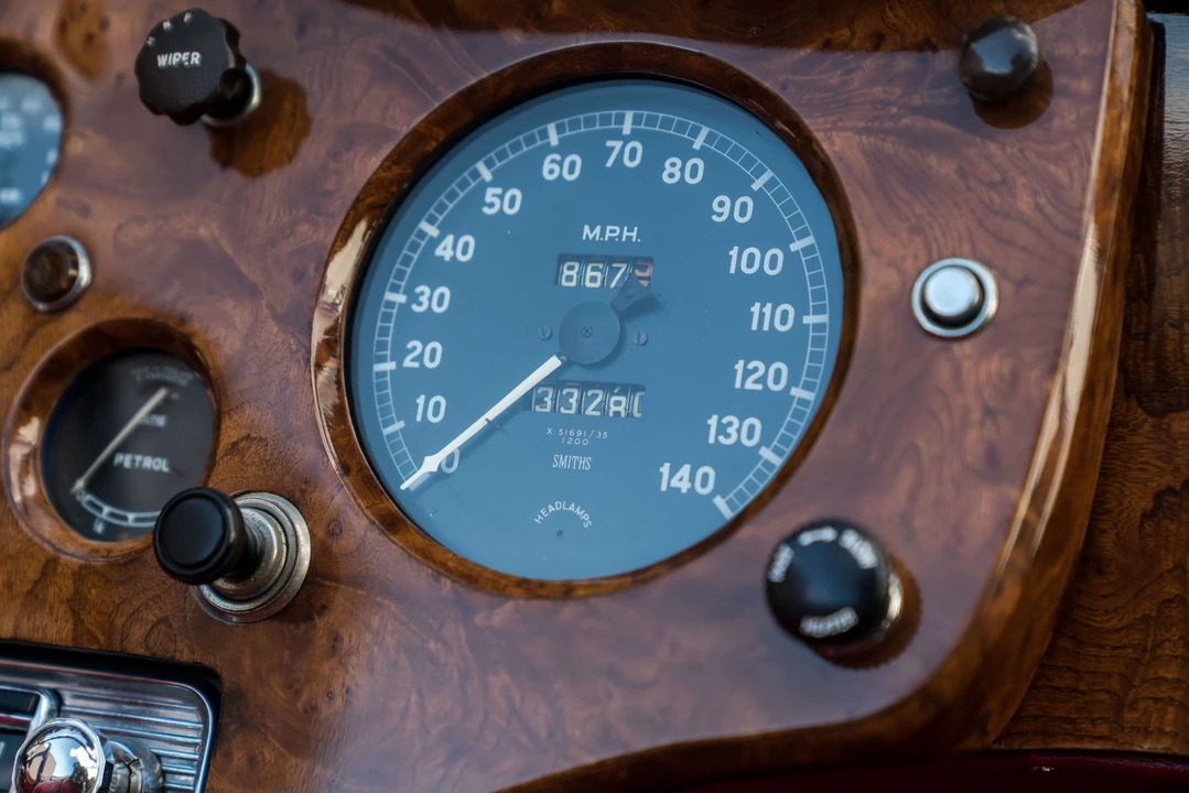 1957 Jaguar XK140 DHC Drophead - Image 21 of 31