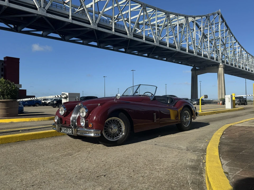 1957 Jaguar XK140 OTS Roadster - Image 11 of 31