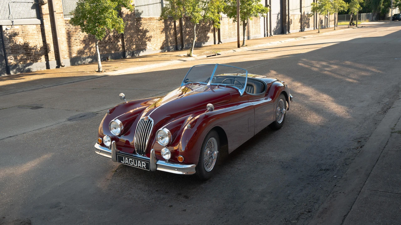 1957 Jaguar XK - Image 8 of 31