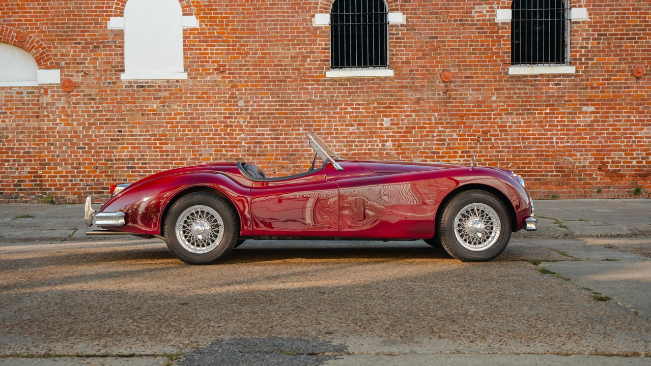 1957 Jaguar XK - Image 22 of 31