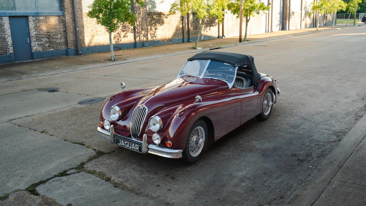 1957 Jaguar XK - Image 29 of 31