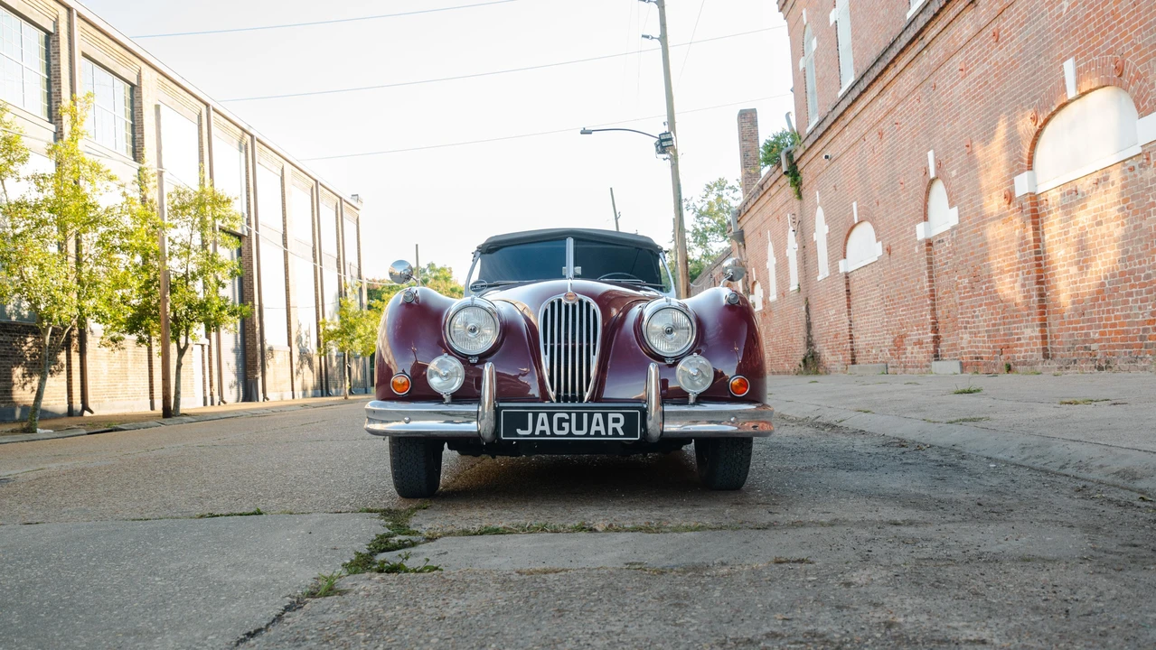 1957 Jaguar XK - Image 28 of 31