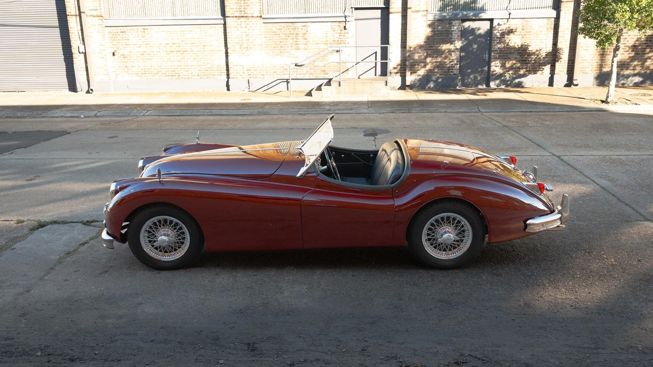 1957 Jaguar XK - Image 11 of 31