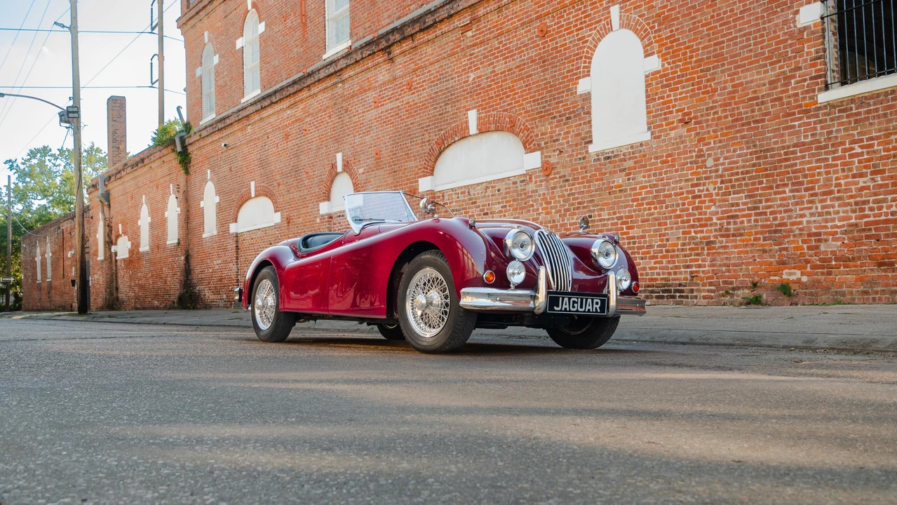 1957 Jaguar XK - Image 25 of 31