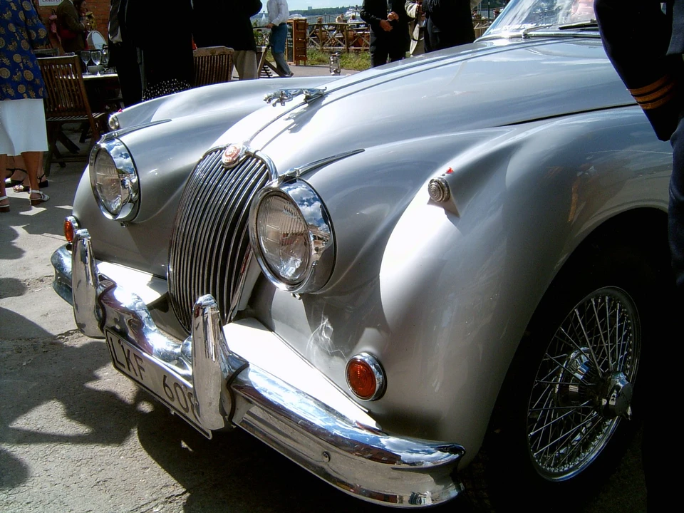 1957 Jaguar XK150 DHC Drophead - Image 4 of 6