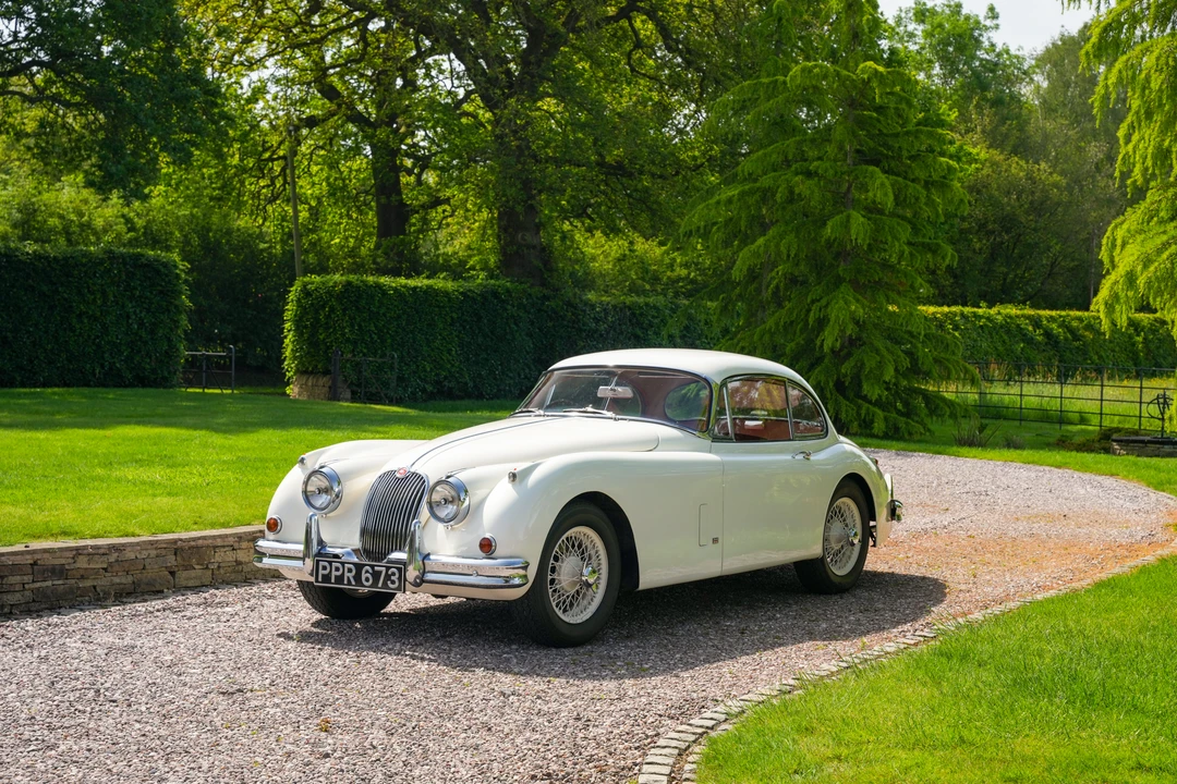 1957 Jaguar XK150 - Image 3 of 6