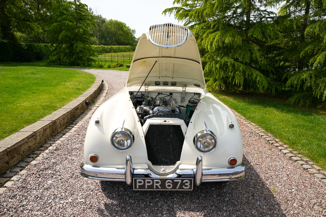 1957 Jaguar XK150 - Image 5 of 6