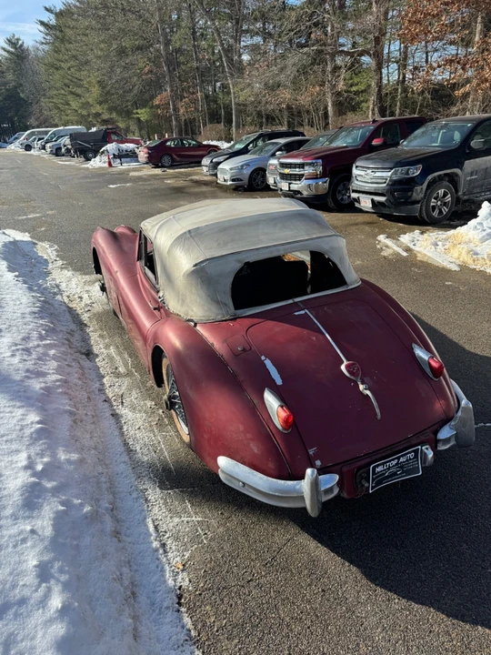 1957 Jaguar XK140 - Image 9 of 21