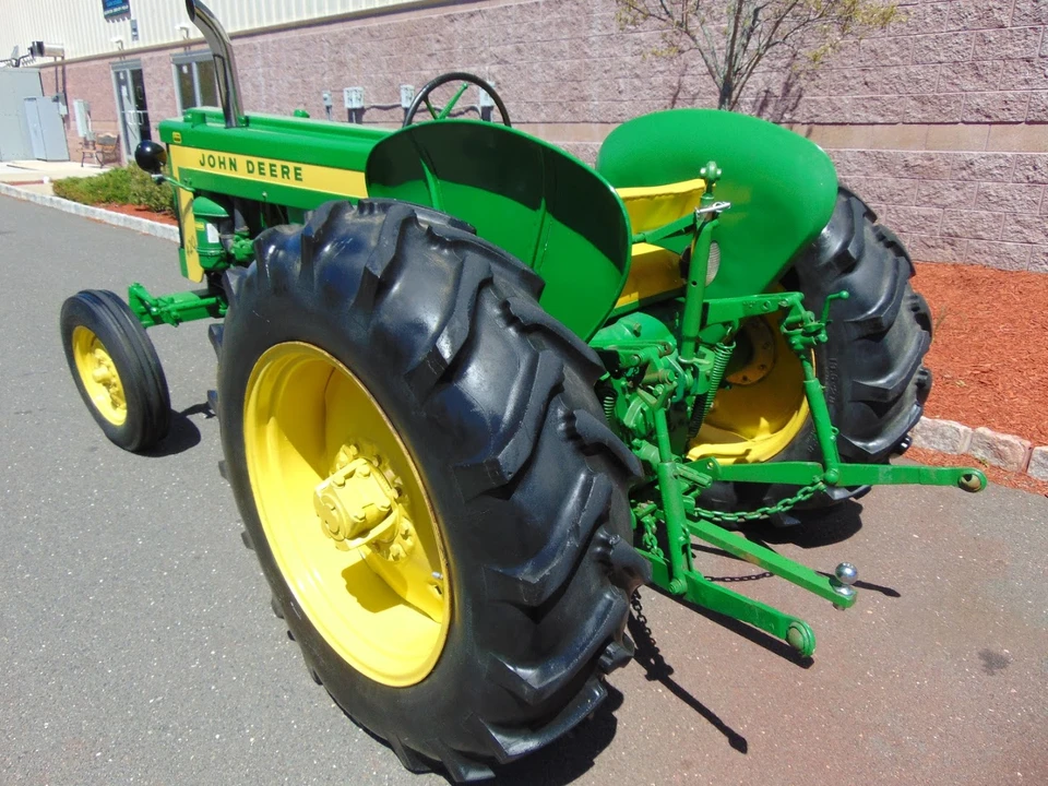 1957 John Deere - Image 10 of 31