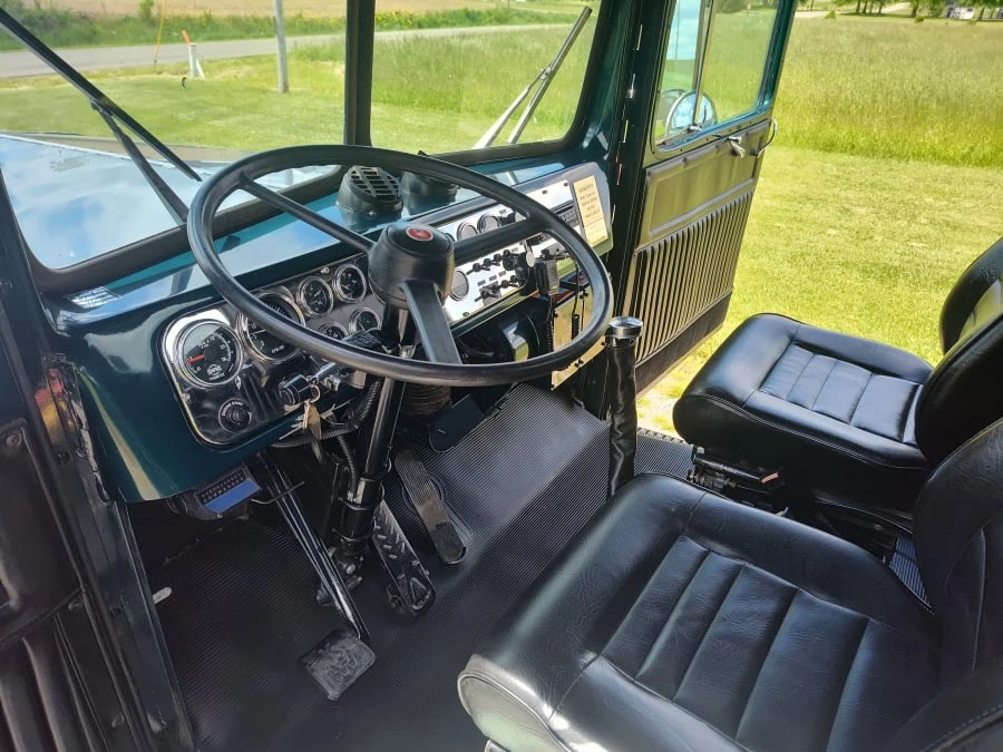 1957 Kenworth - Image 7 of 13