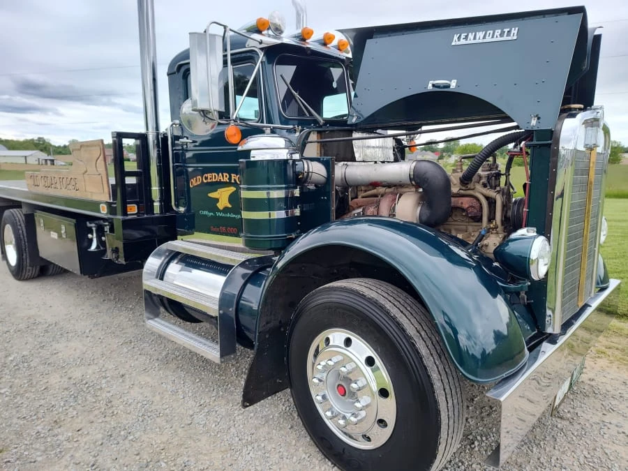 1957 Kenworth - Image 13 of 13