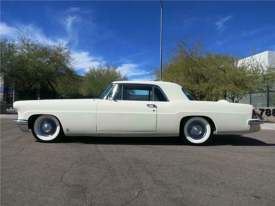 1957 Lincoln Continental Mark II - Image 5 of 5