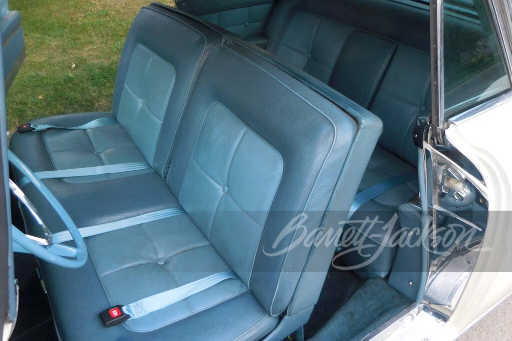 1957 Lincoln Continental Mark II - Image 4 of 9