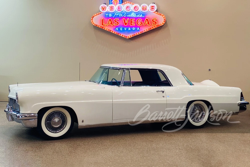 1957 Lincoln Continental Mark II - Image 5 of 9