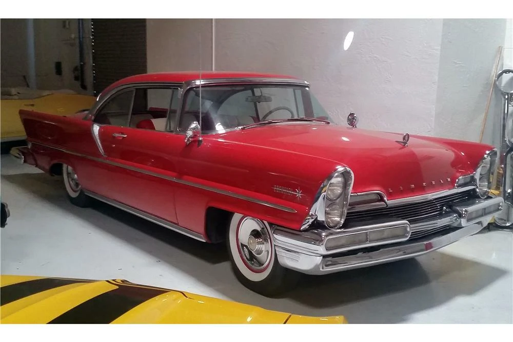 1957 Lincoln Premiere - Image 2 of 3