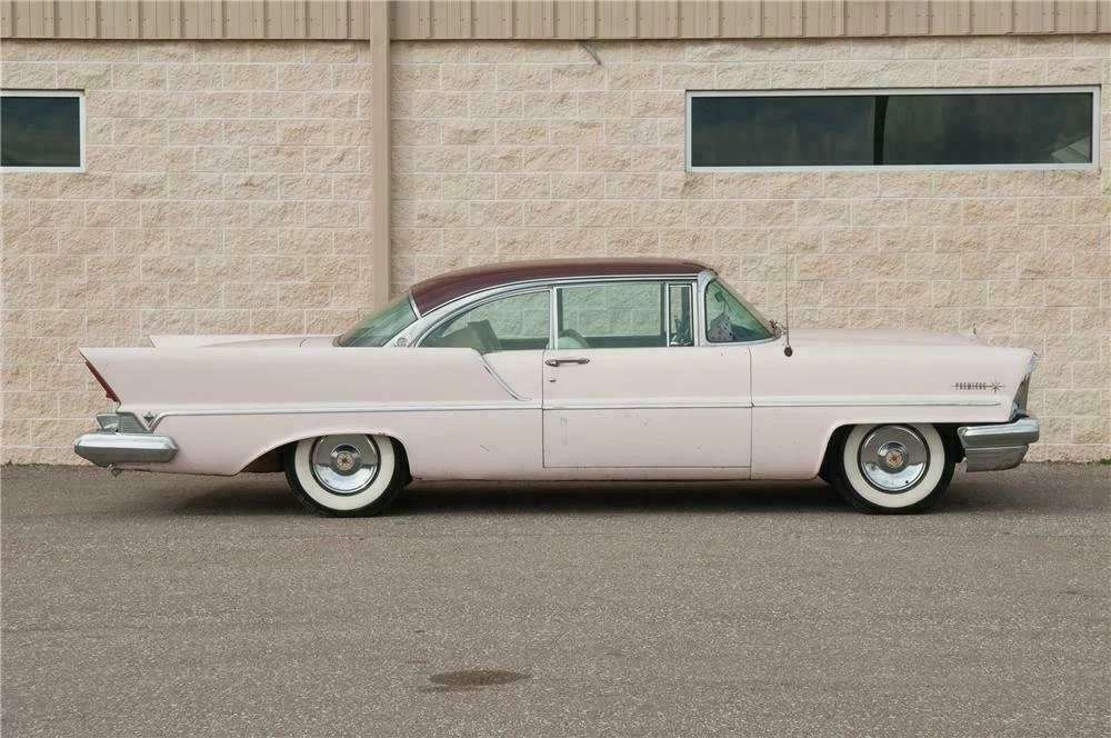 1957 Lincoln Premiere - Image 5 of 5