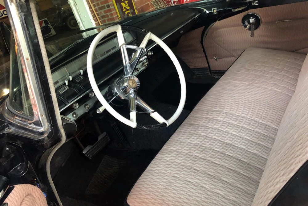 1957 Lincoln Premiere - Image 4 of 5