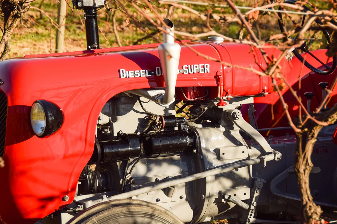 1957 Lamborghini Tractors - Image 2 of 19