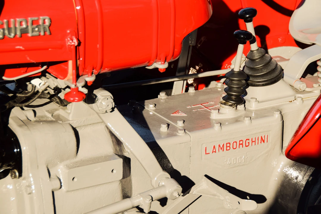 1957 Lamborghini Tractors - Image 5 of 19