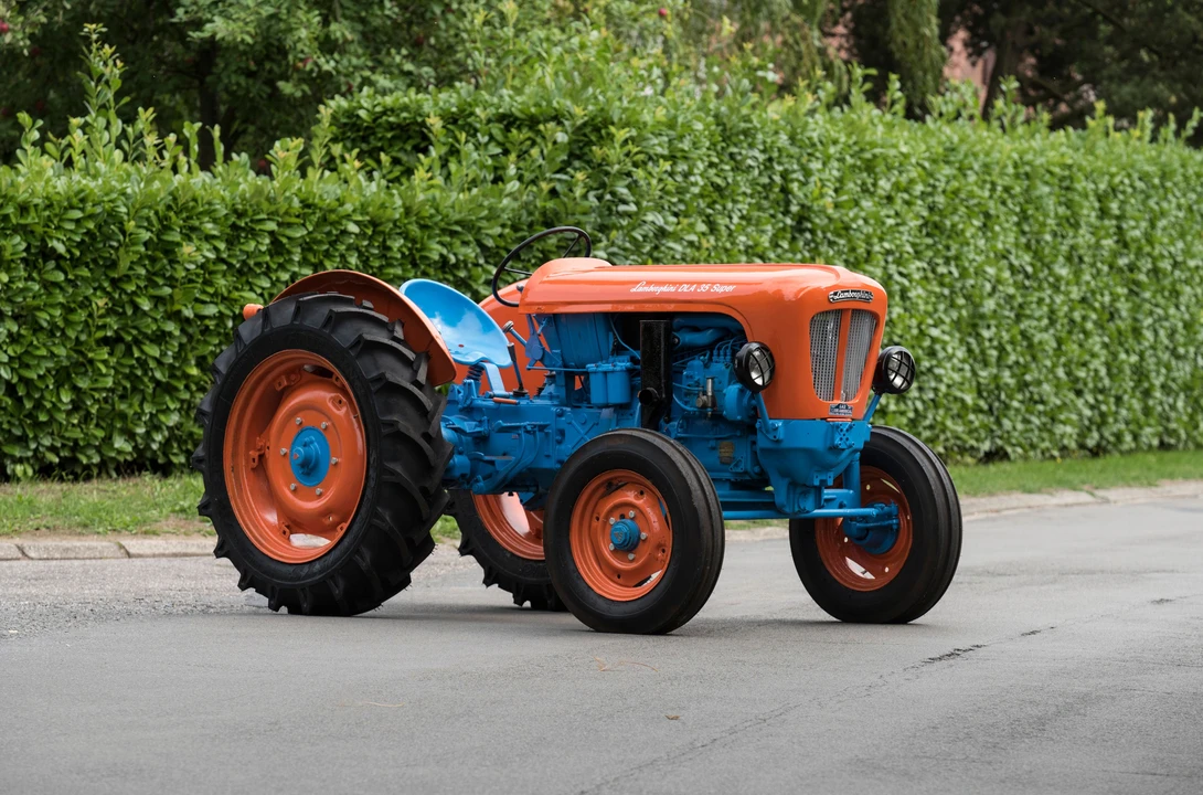 1957 Lamborghini Tractors - Image 3 of 19