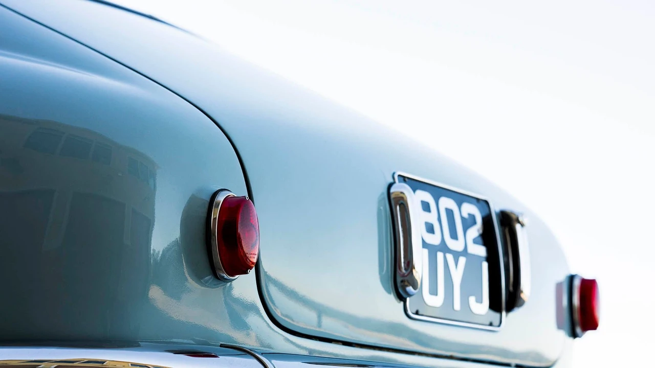 1957 Lancia Aurelia - Image 24 of 31
