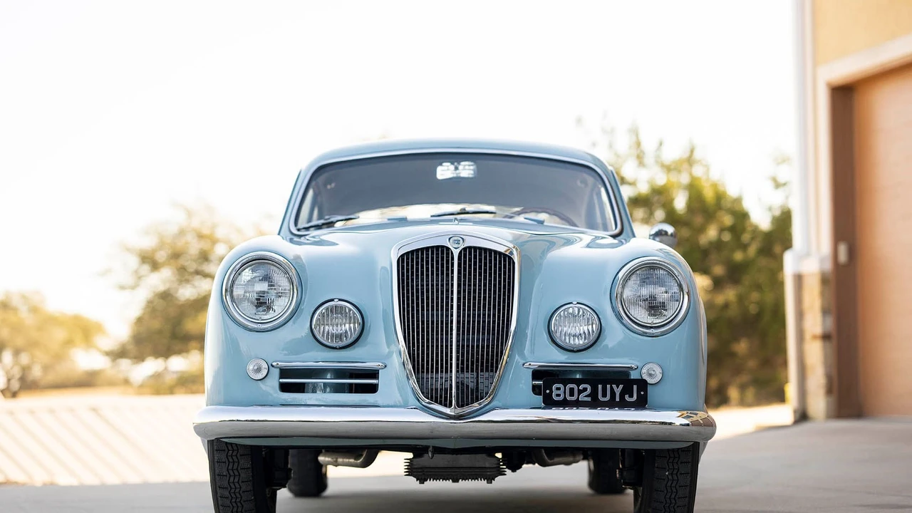 1957 Lancia Aurelia - Image 6 of 31