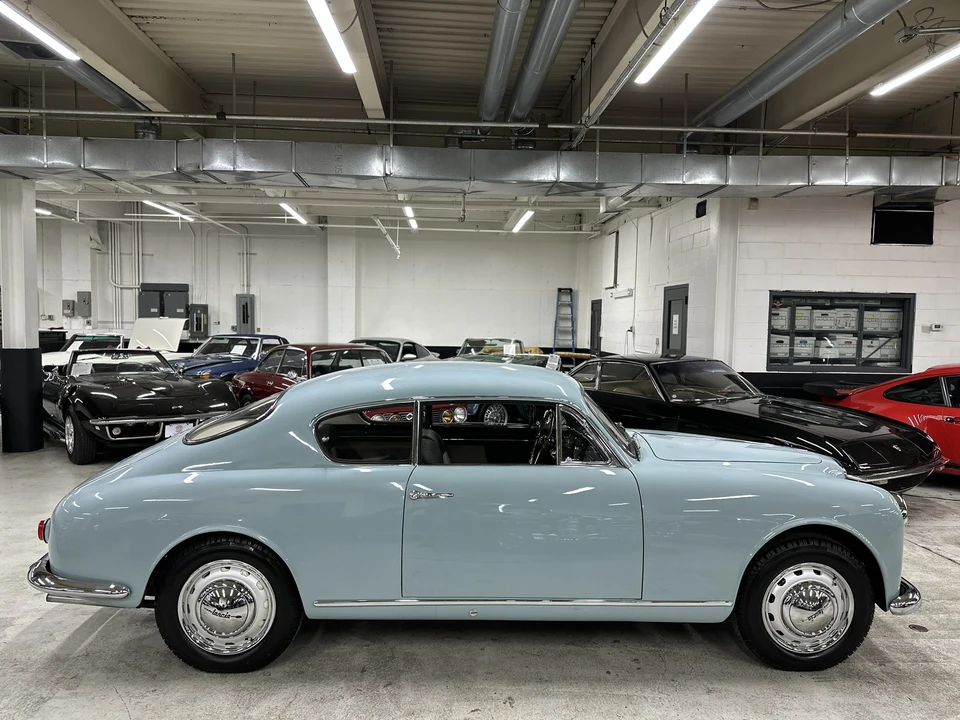 1957 Lancia Aurelia - Image 25 of 31
