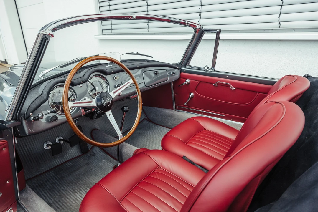 1957 Lancia Aurelia - Image 28 of 31