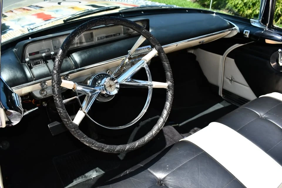 1957 Lincoln Premiere - Image 7 of 16