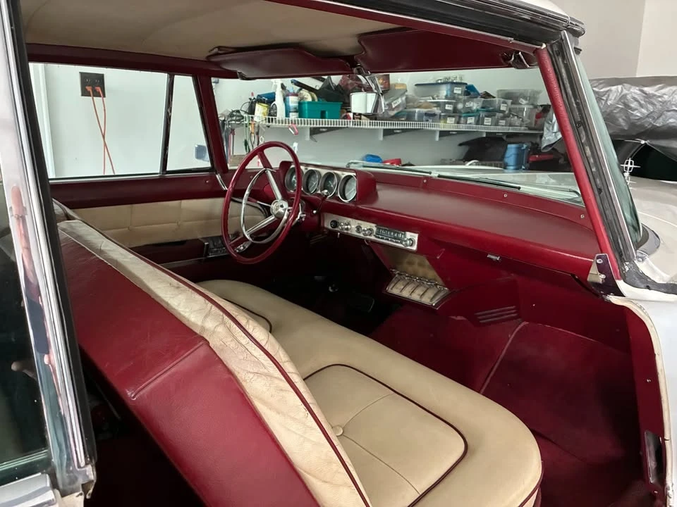 1957 Lincoln Continental - Image 13 of 19