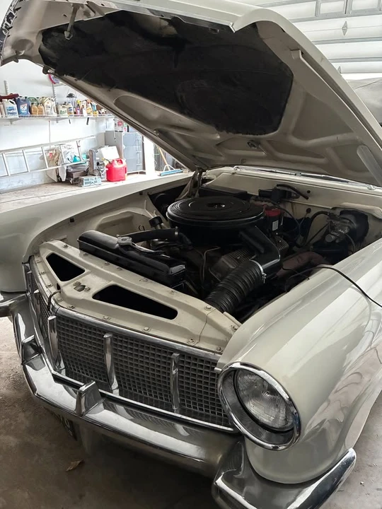 1957 Lincoln Continental - Image 10 of 19