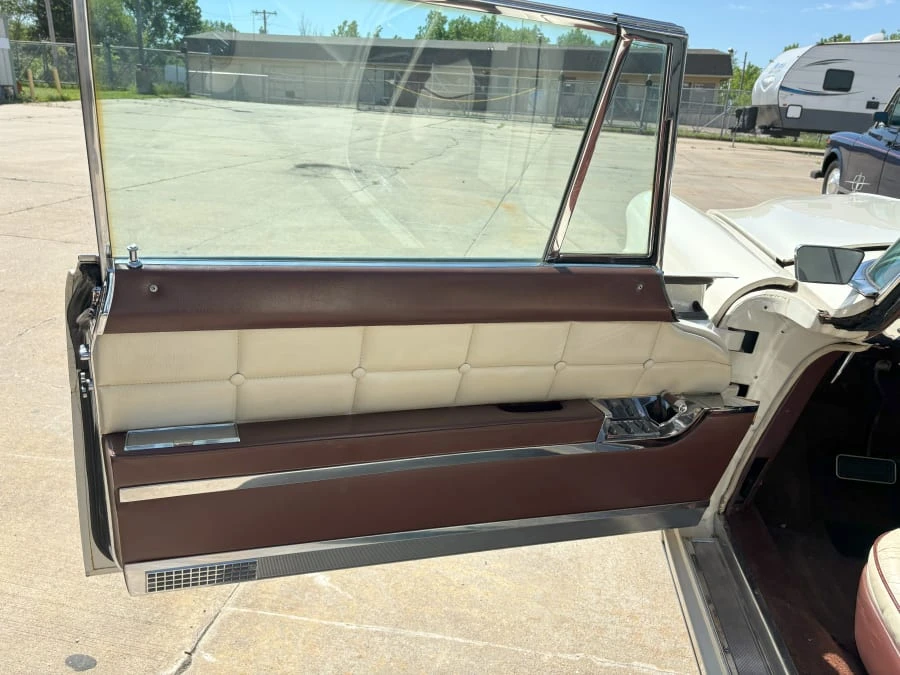 1957 Lincoln Continental Mark II - Image 10 of 17