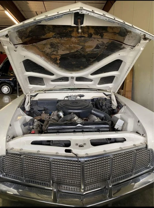 1957 Lincoln Continental Mark II - Image 14 of 17