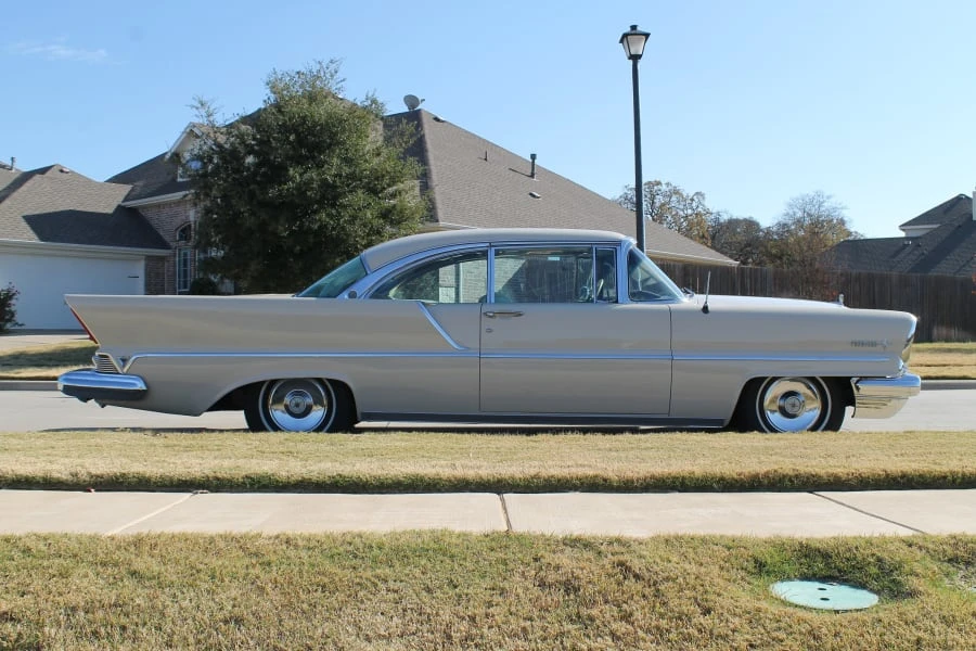 1957 Lincoln Premiere - Image 2 of 8