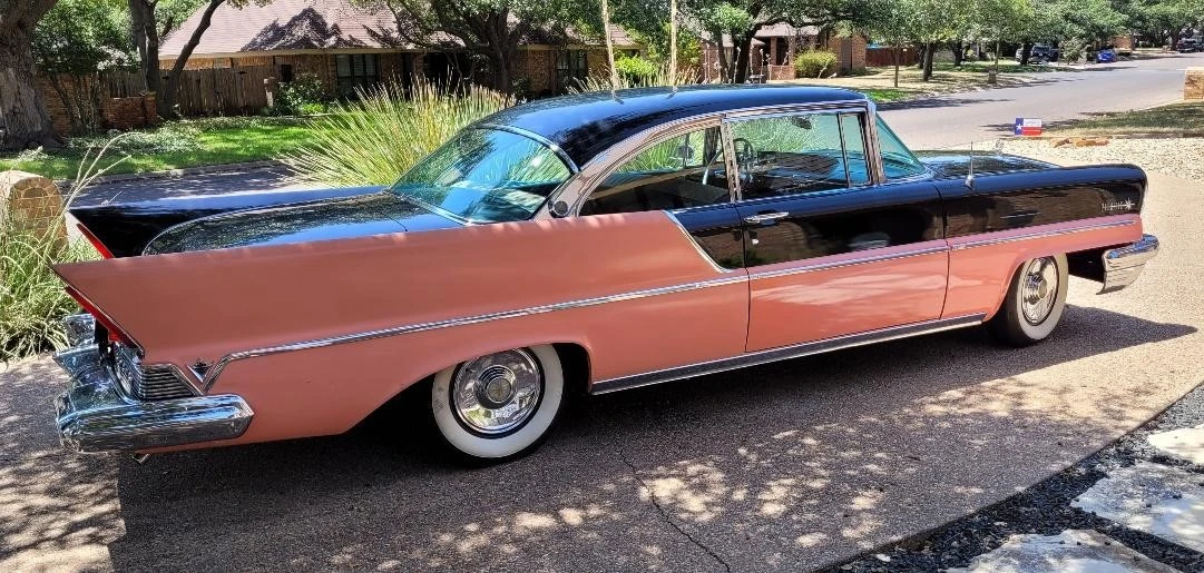 1957 Lincoln Premiere - Image 4 of 20