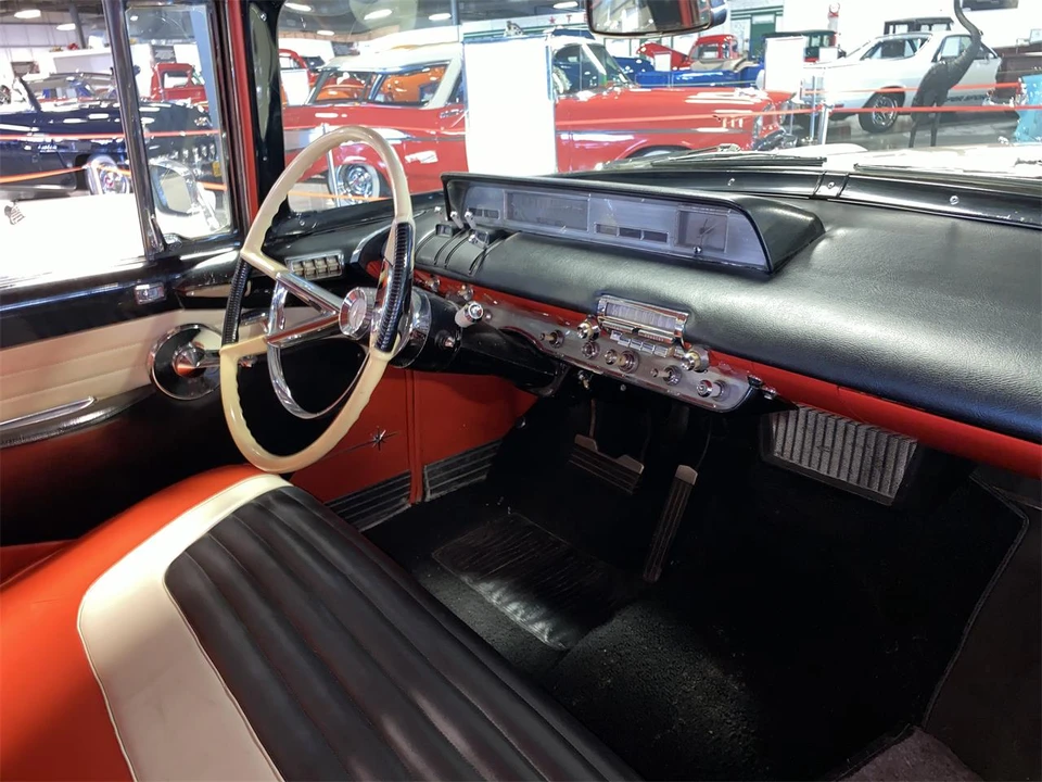 1957 Lincoln Premiere - Image 22 of 25