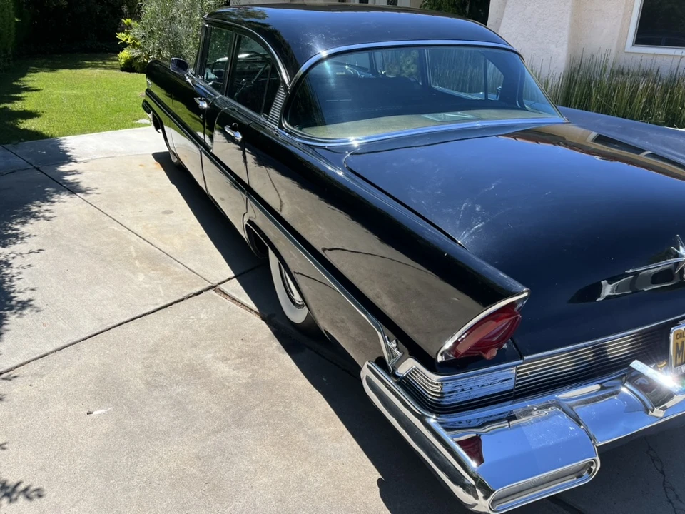 1957 Lincoln Premiere - Image 13 of 31