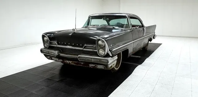1957 Lincoln Premiere