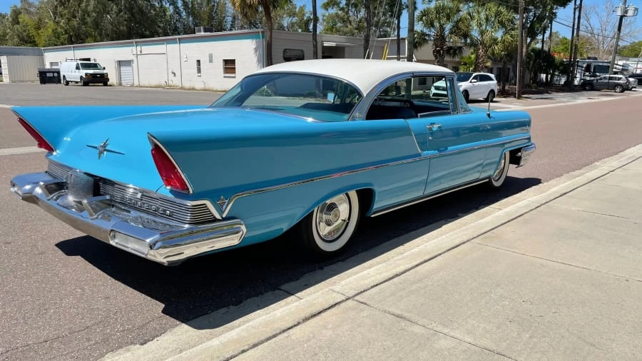 1957 Lincoln Premiere - Image 6 of 6