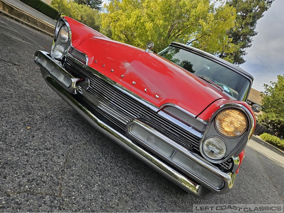 1957 Lincoln Premiere - Image 19 of 31