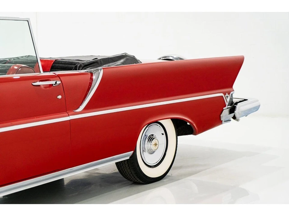 1957 Lincoln Premiere - Image 31 of 31