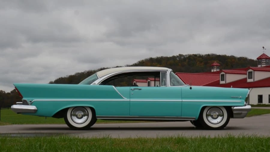 1957 Lincoln Premiere - Image 9 of 12