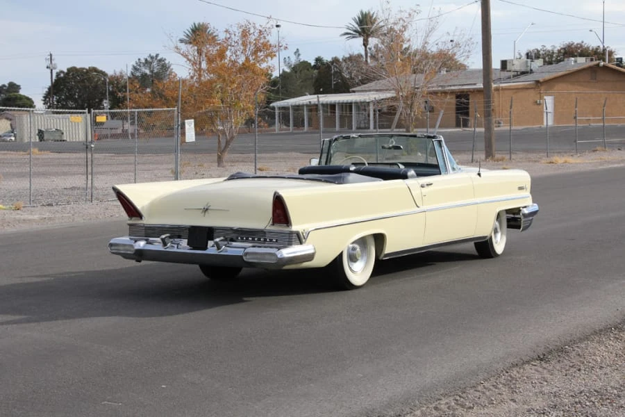 1957 Lincoln Premiere - Image 2 of 11