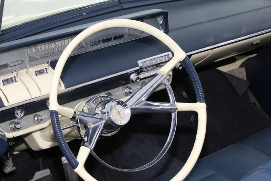1957 Lincoln Premiere - Image 10 of 11