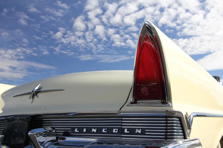 1957 Lincoln Premiere - Image 11 of 11