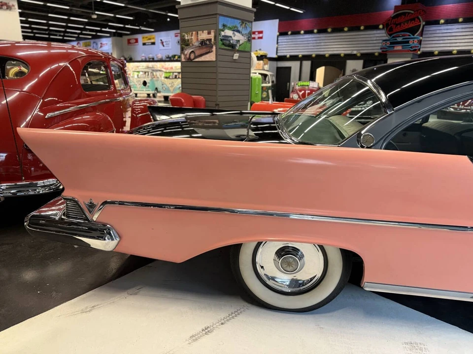 1957 Lincoln Capri - Image 17 of 21