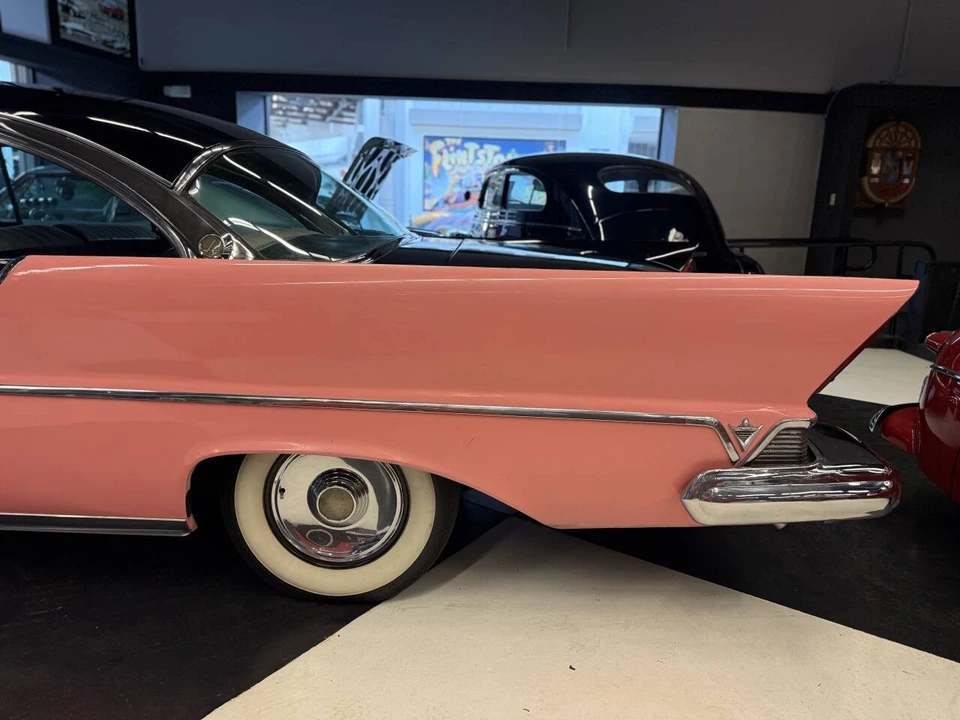 1957 Lincoln Premiere - Image 16 of 21