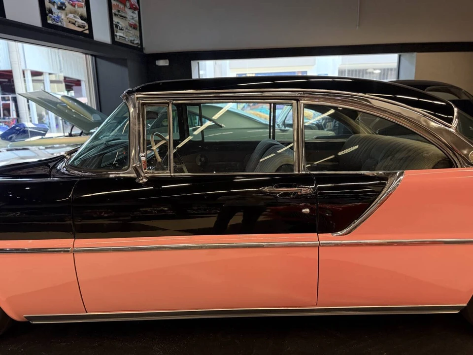 1957 Lincoln Capri - Image 14 of 21