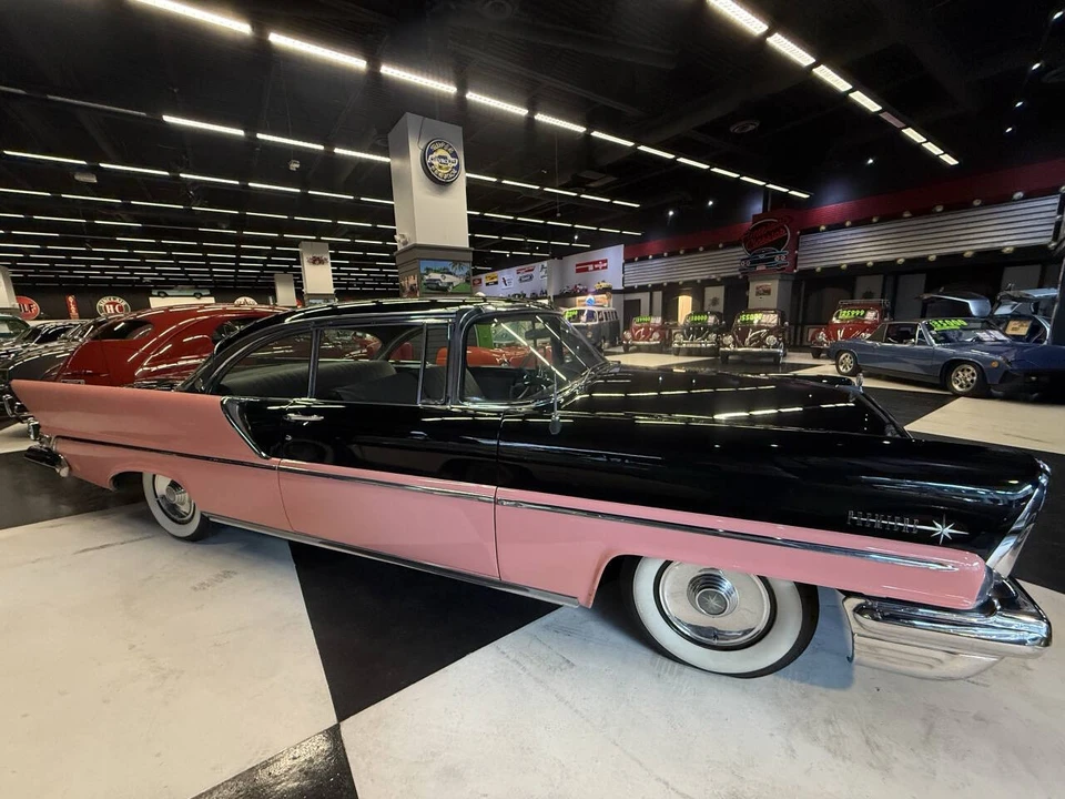 1957 Lincoln Capri - Image 18 of 21